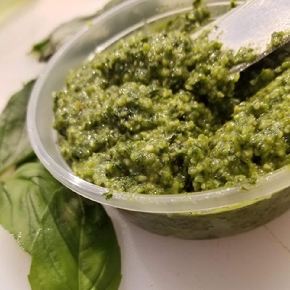 Homemade Pesto (8oz)